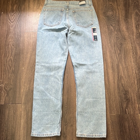 George Jeans - Picture 3 of 13